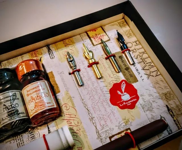 Kit de caligrafia importado - Foto 5