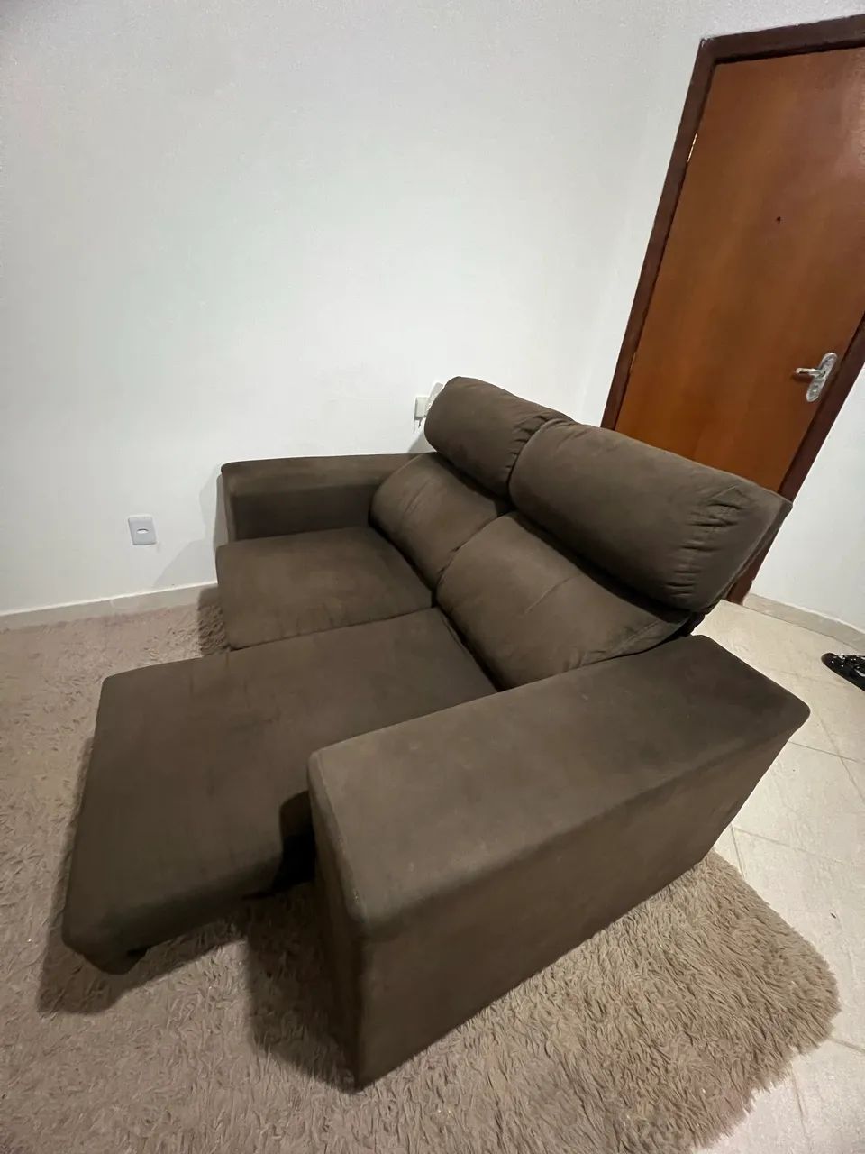 Sofá retrátil reclinável em ótimo estado 