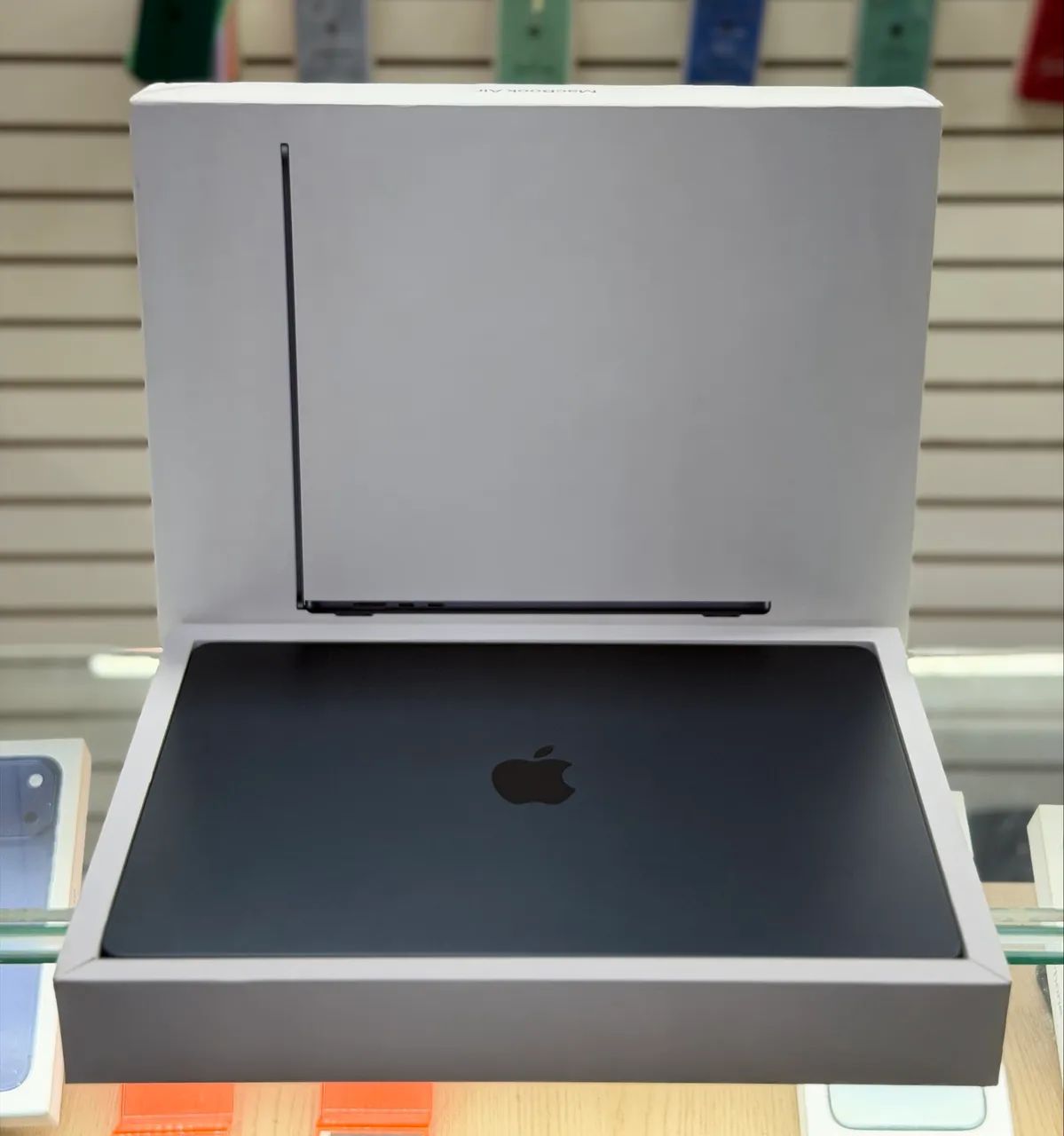 MacBook Air M2 8GB 256GB ミッドナイト 美品 箱無し MacBook Air M2 15
