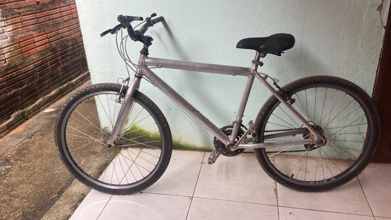 Bicicleta aro 24 - Foto 4