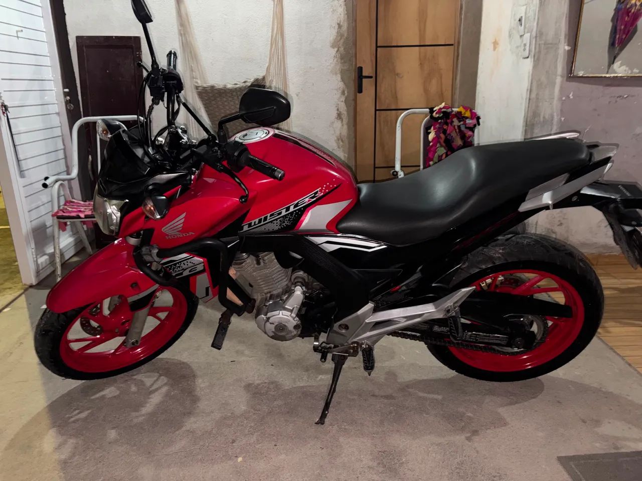 CB TWISTER 2018 - Foto 2