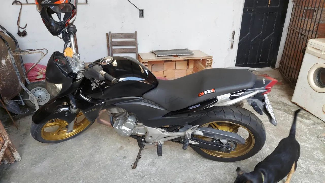 Honda CB300 2015 - Foto 4