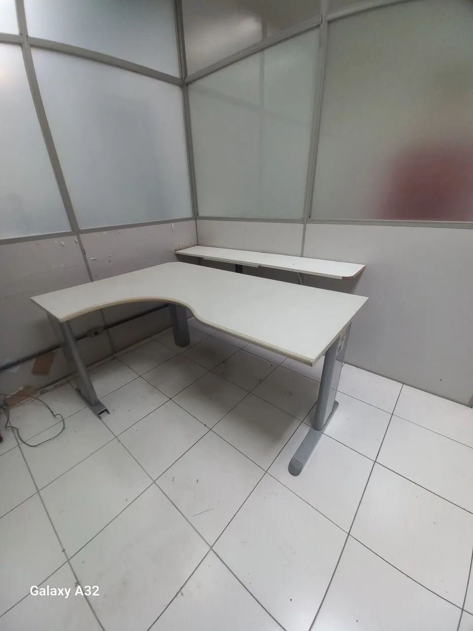 Mesa em L Delta só 300 - Foto 2