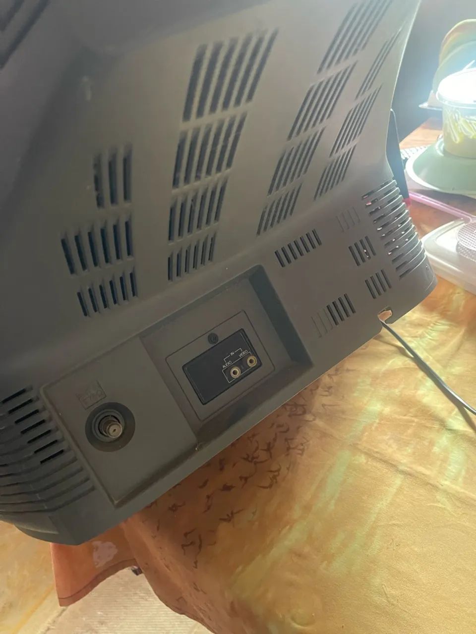 TV LG Cinemaster 20 polegadas, modelo CP-20J52. - Foto 4
