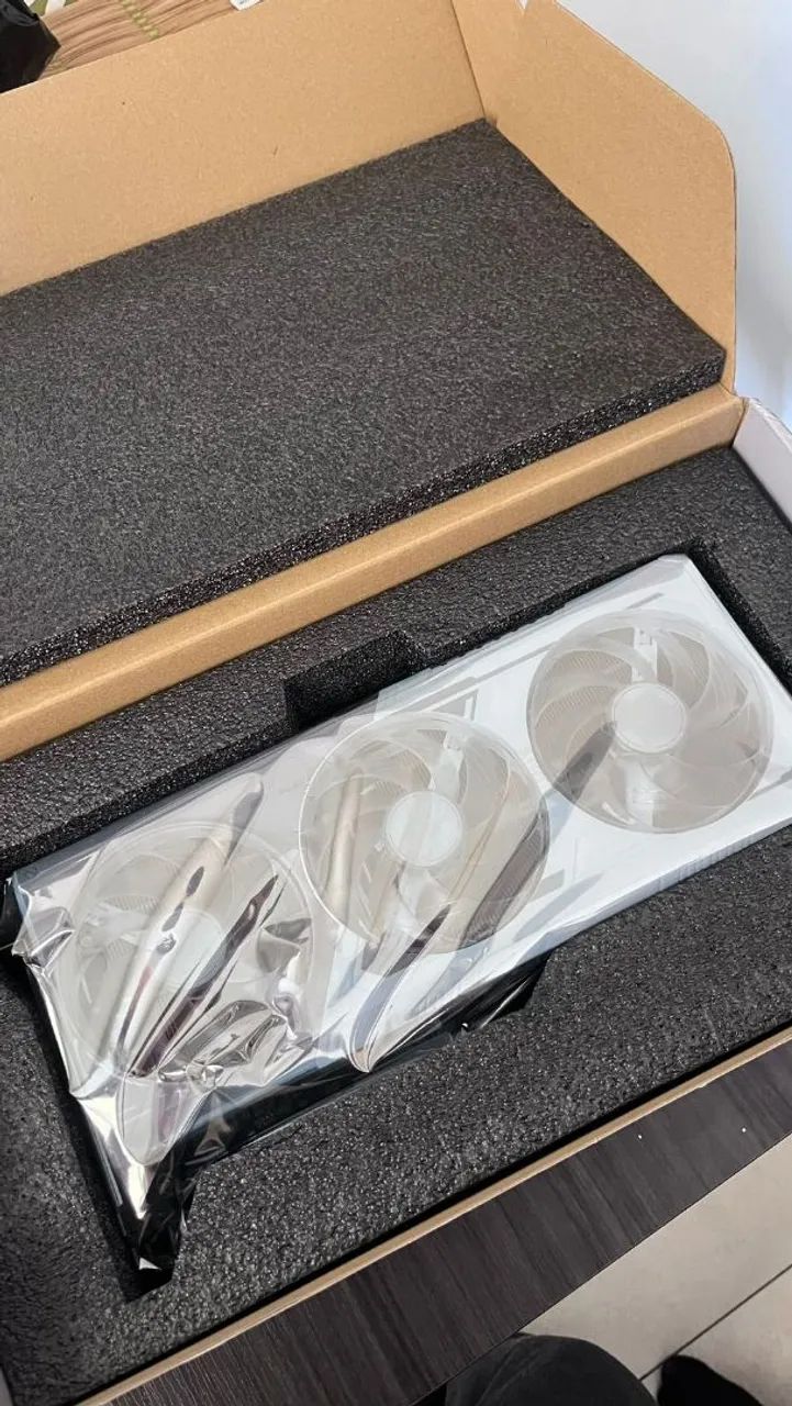 RX 9060 XT 8GB - Foto 4