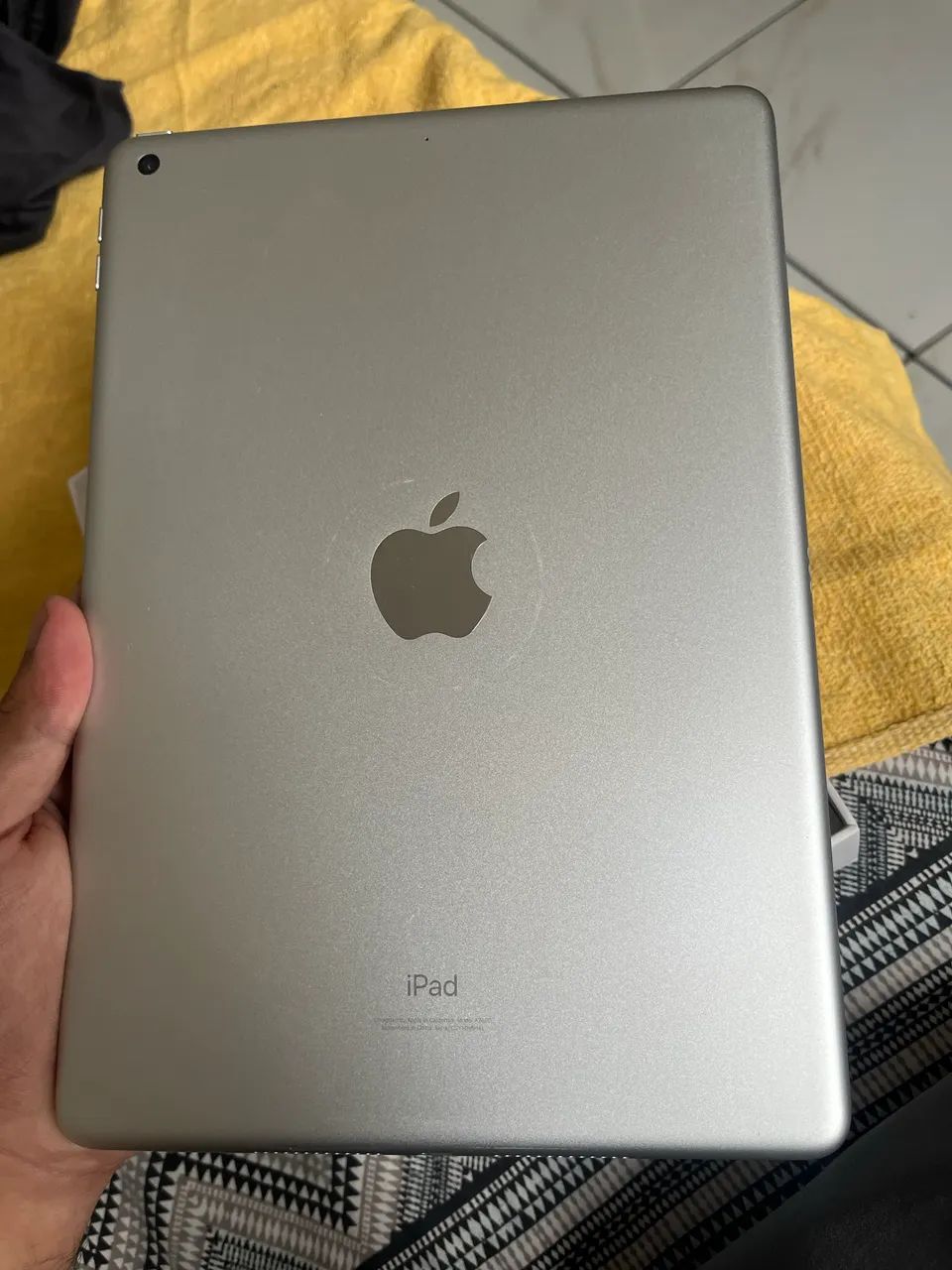 iPad 9 64GB - Bom estado 