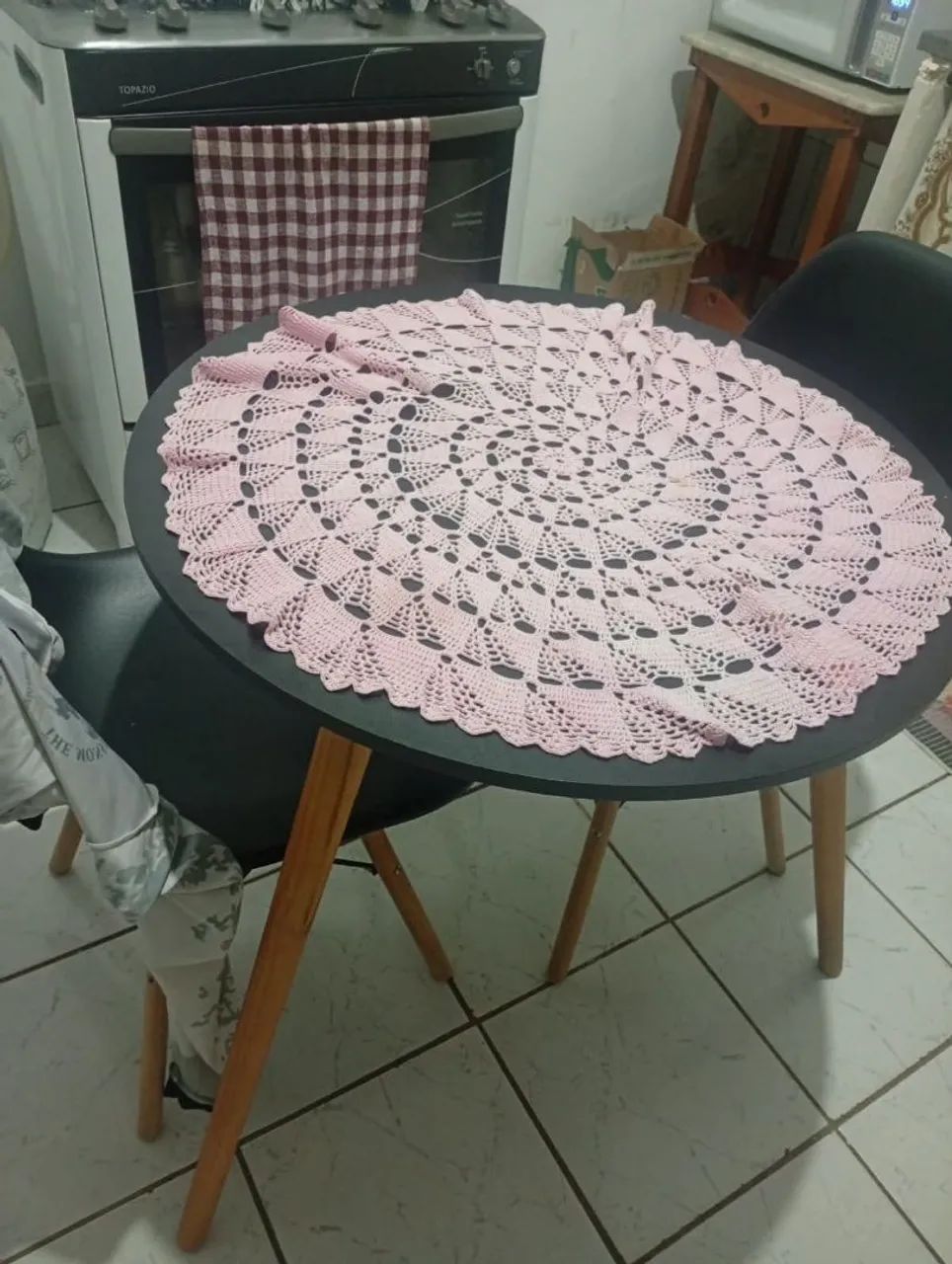 Mesa com cadeiras - Foto 2