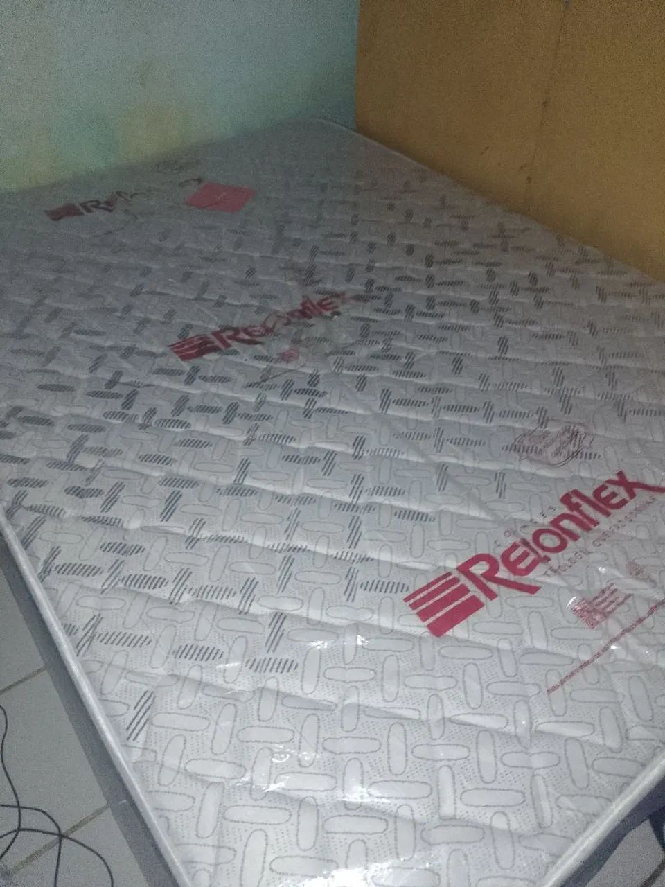 Cama nova de casal no plástico  - Foto 2