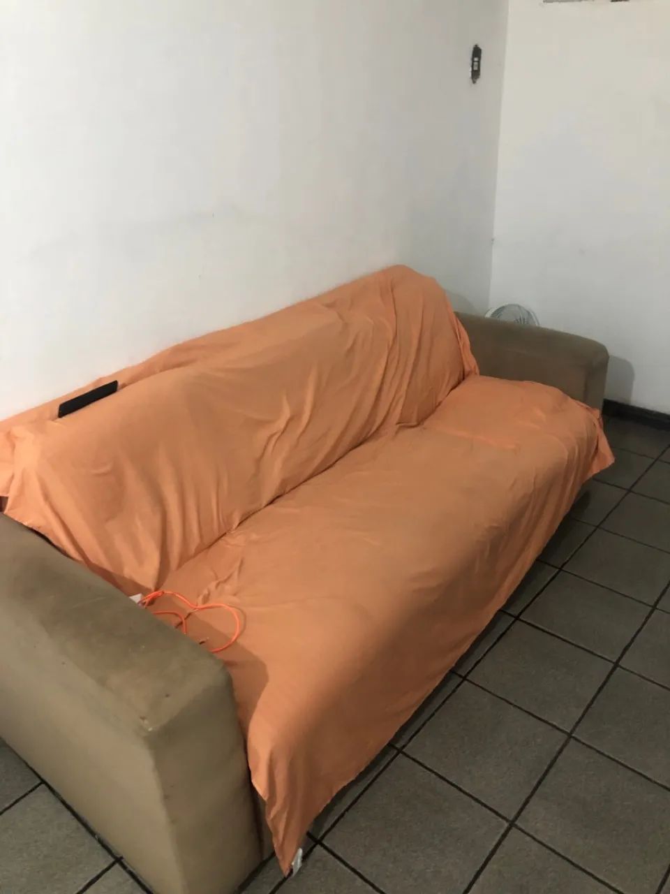 Sofá 3 lugares 64962178816130121