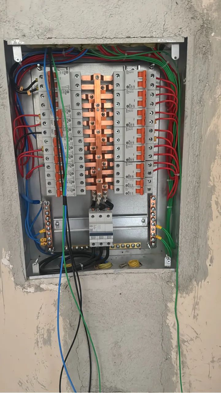 Eletricista  - Foto 2