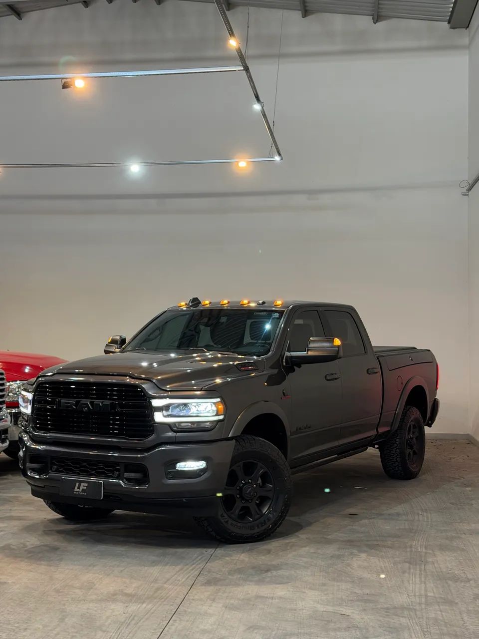 Ram 2500 2500 LARAM. 6.7 NIGHT ED. TB CD 4x4 Die. 2021