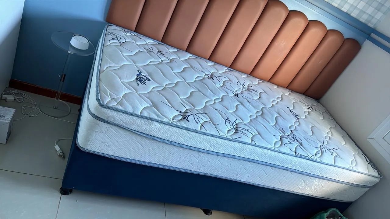 Vendo cama solteiro 