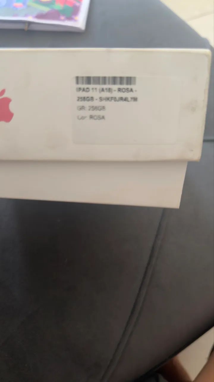 iPad 11 256 gb 