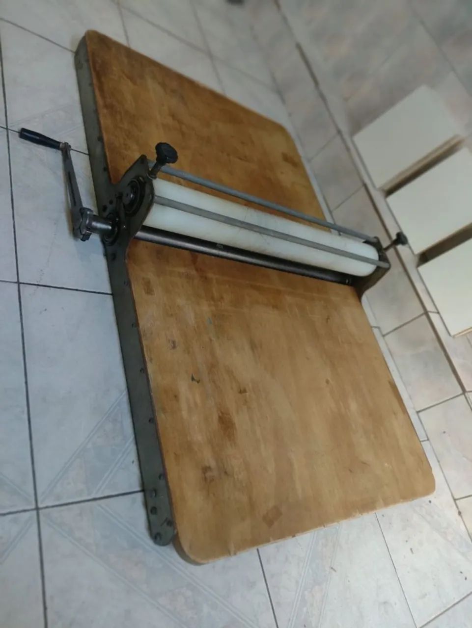 Maquina Corte e Vinco Manual 72cm - Foto 4