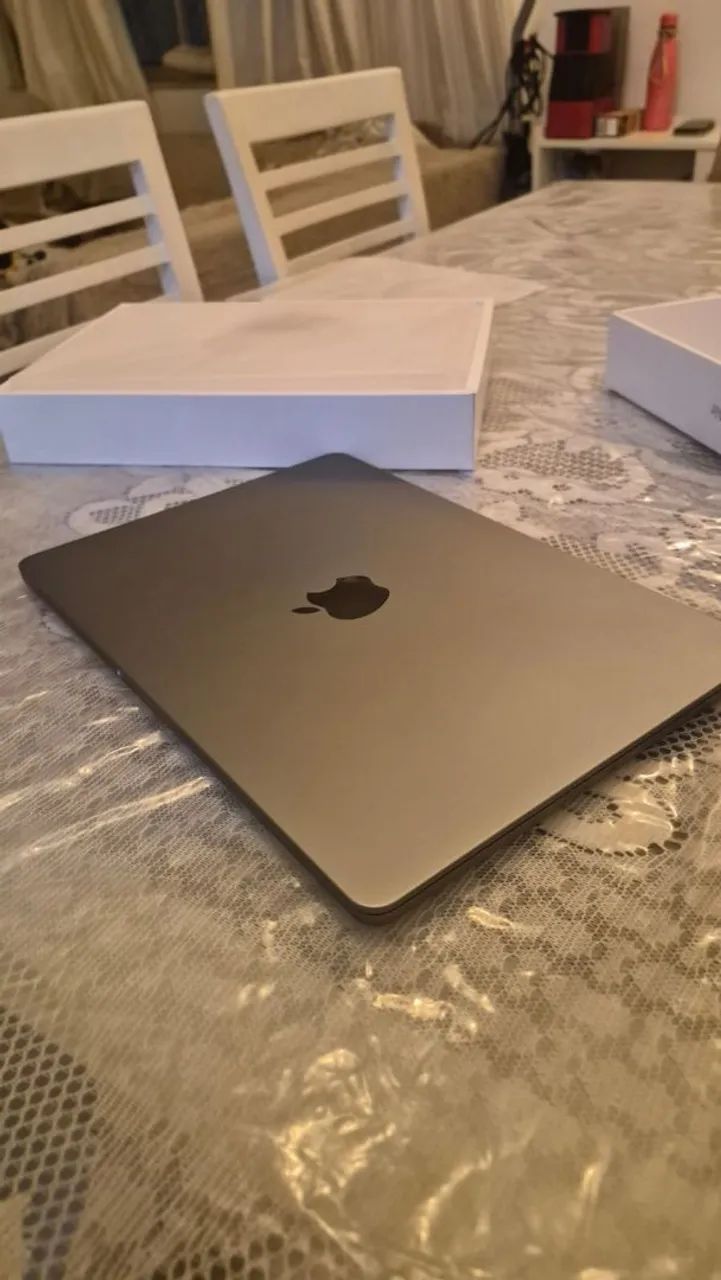 Macbook Air M2 impecável, com caixa, 256 Gb
