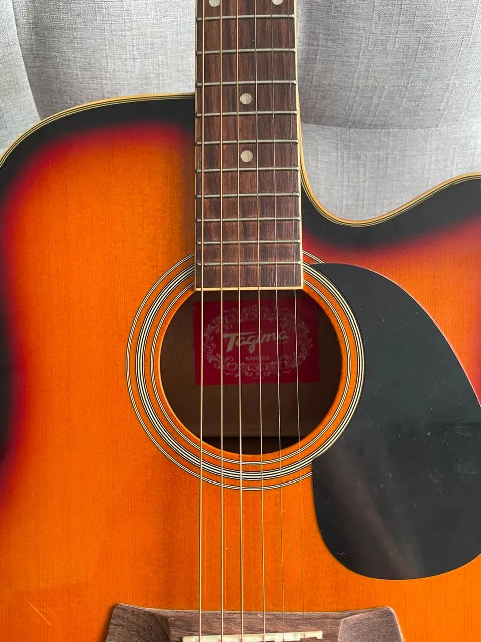 Violão de aço elétricoacustico tagima
