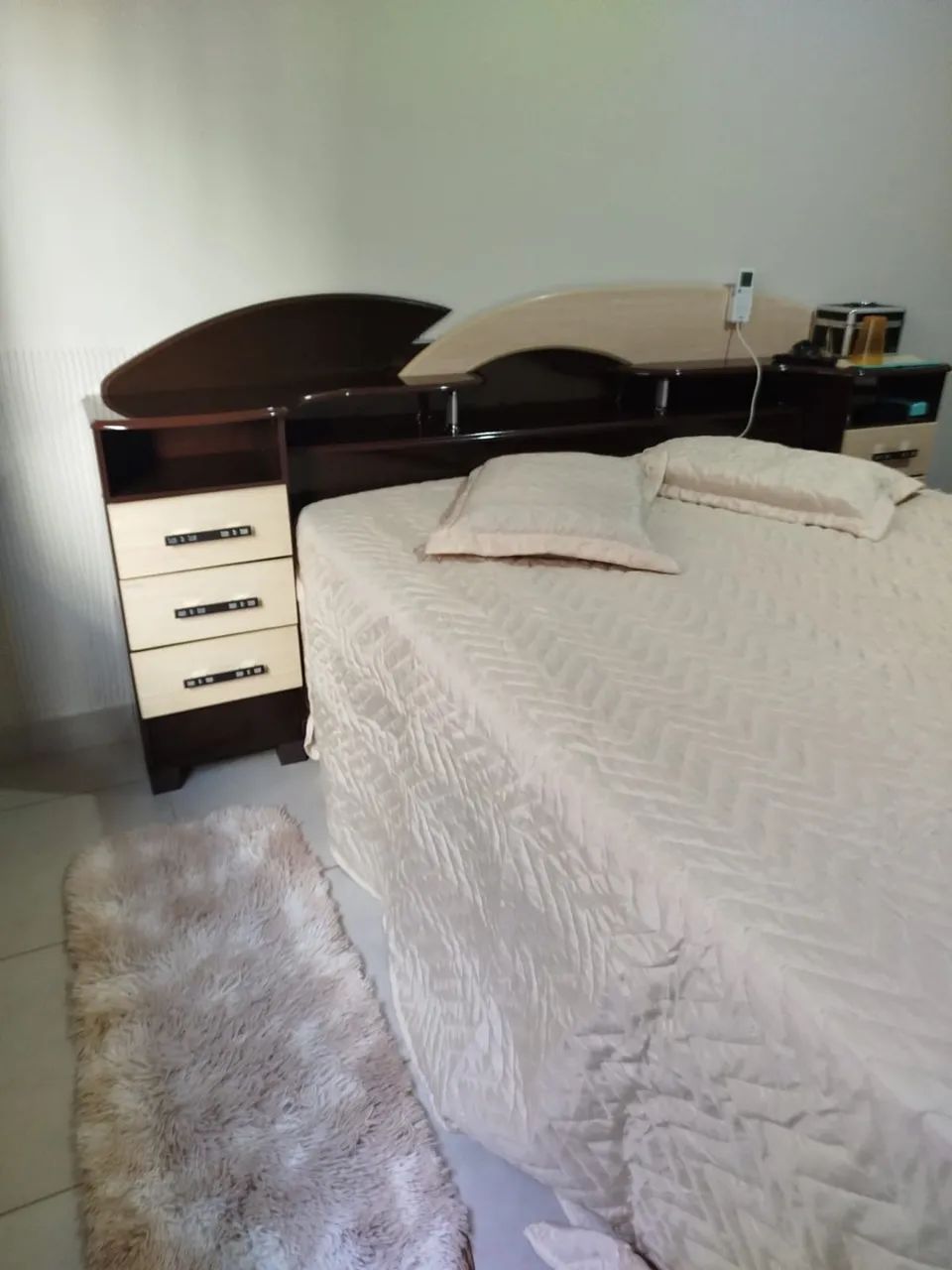 Cama Box Queen de com Massageador 