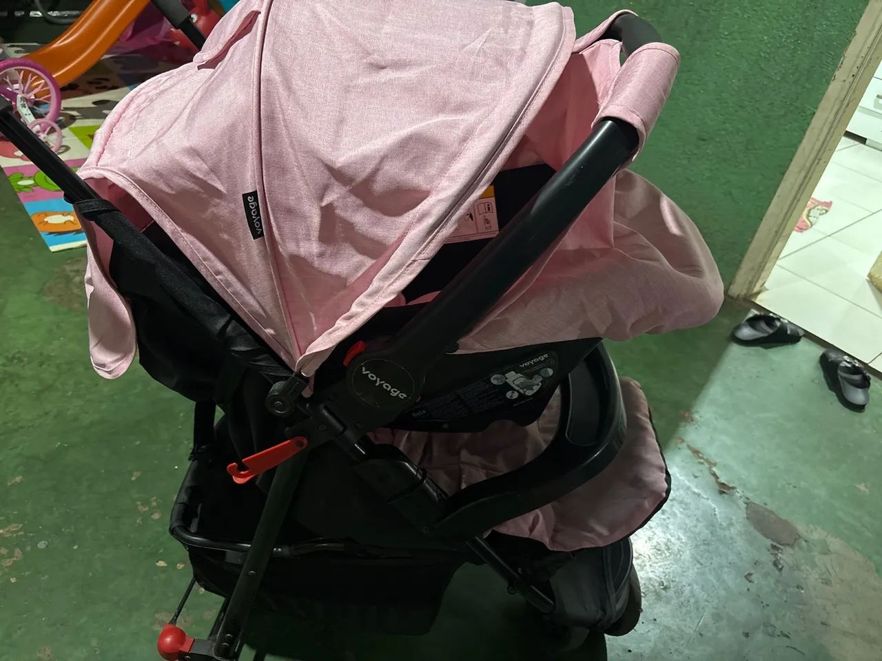 Carrinho com bebê conforto  - Foto 3