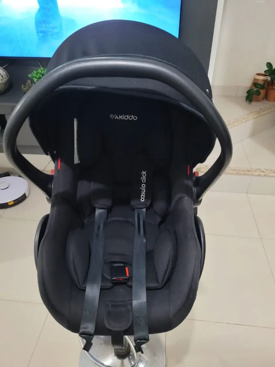 Bebê Conforto Kiddo Casulo Click Preto + Base - Foto 3