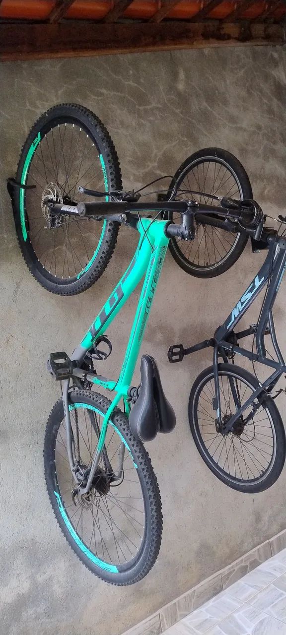 Duas bicicletas para venda, aros 29 e 26