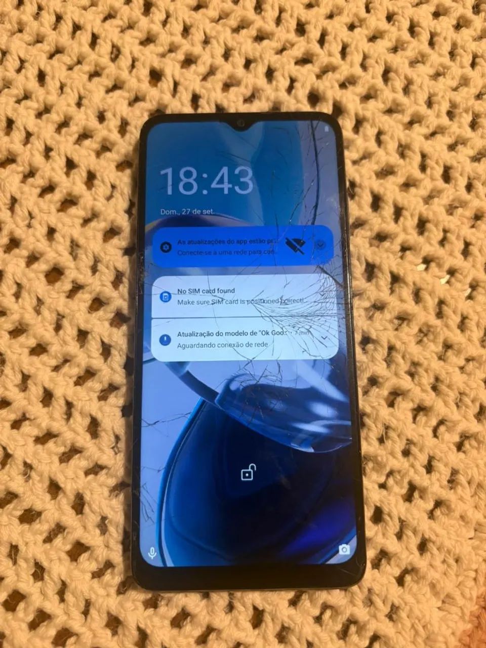 Motorola E22