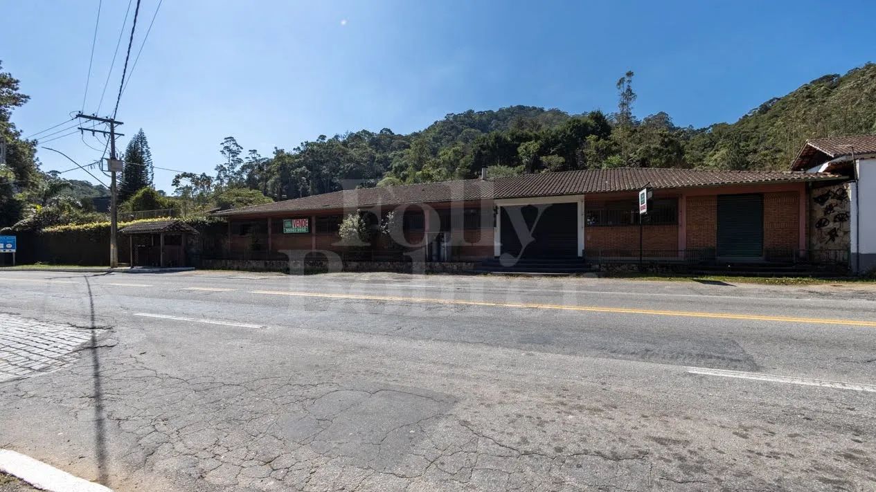Imóvel comercial com 93.765m² e 3.000m² de construção - Mury - Foto 4