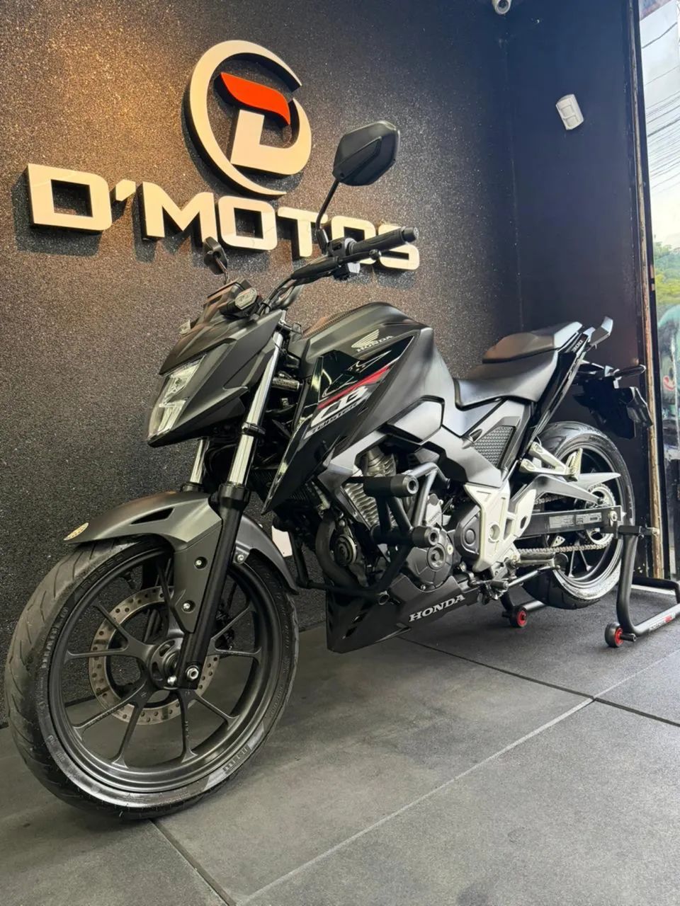 HONDA CB 300F - 2025 - Foto 5
