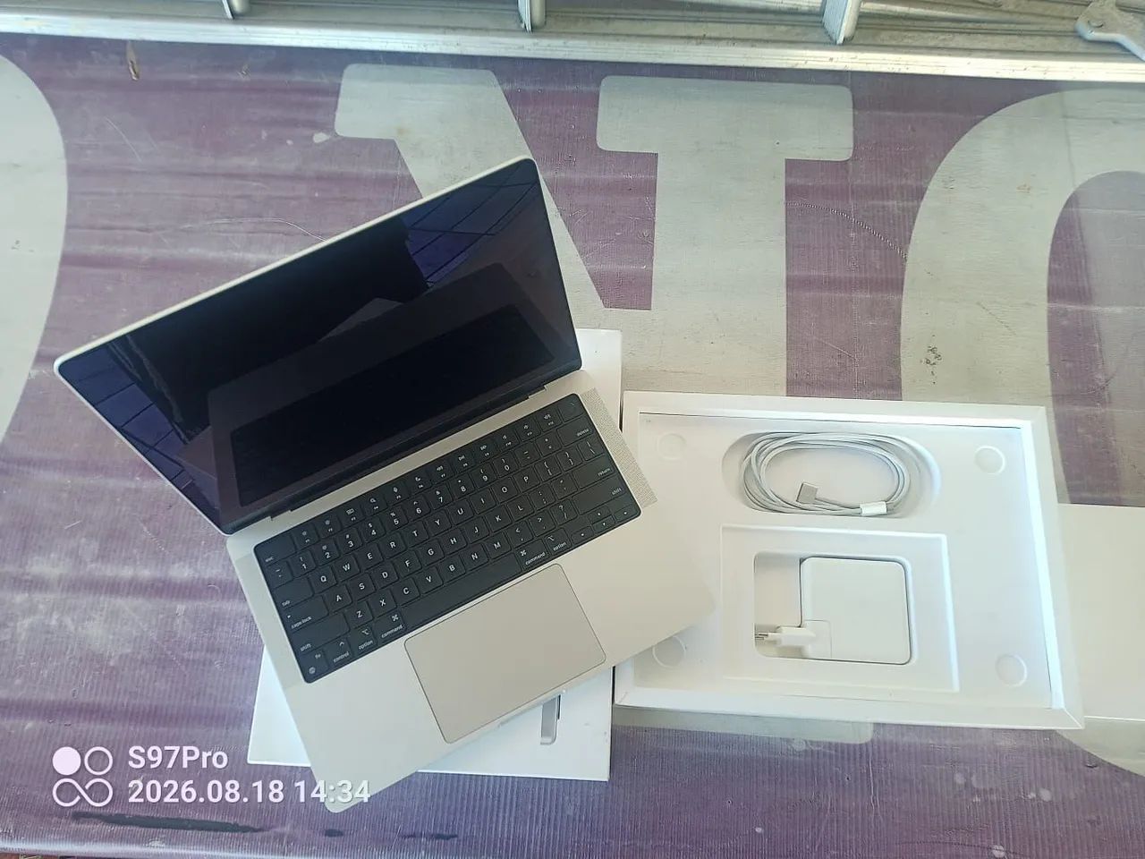 MacBook M2 pro - 16gb - 1TB - Foto 2