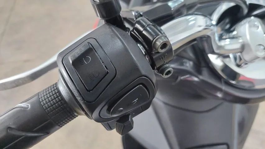 PCX 150 Sport 2018 - Foto 4