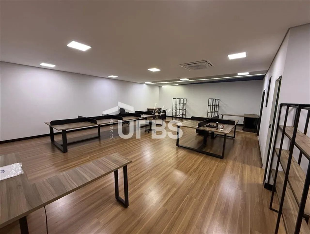 Galpão Comercial à venda| Parque Amazônia | 400 m² | Alugado e Gerando Renda