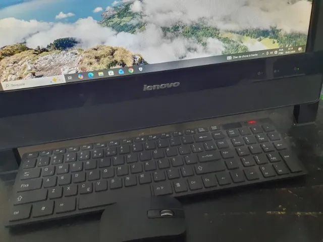 Computador All in One Lenovo. Modelo: ThinkCentre Edge 71z; Teclado e mouse sem fio. - Foto 2