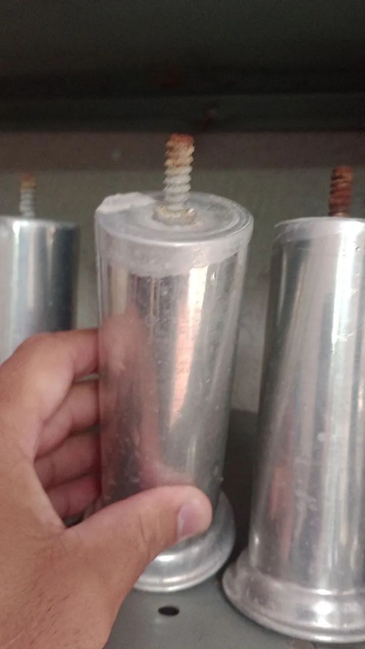 Pezinho Para Móveis  - Foto 2