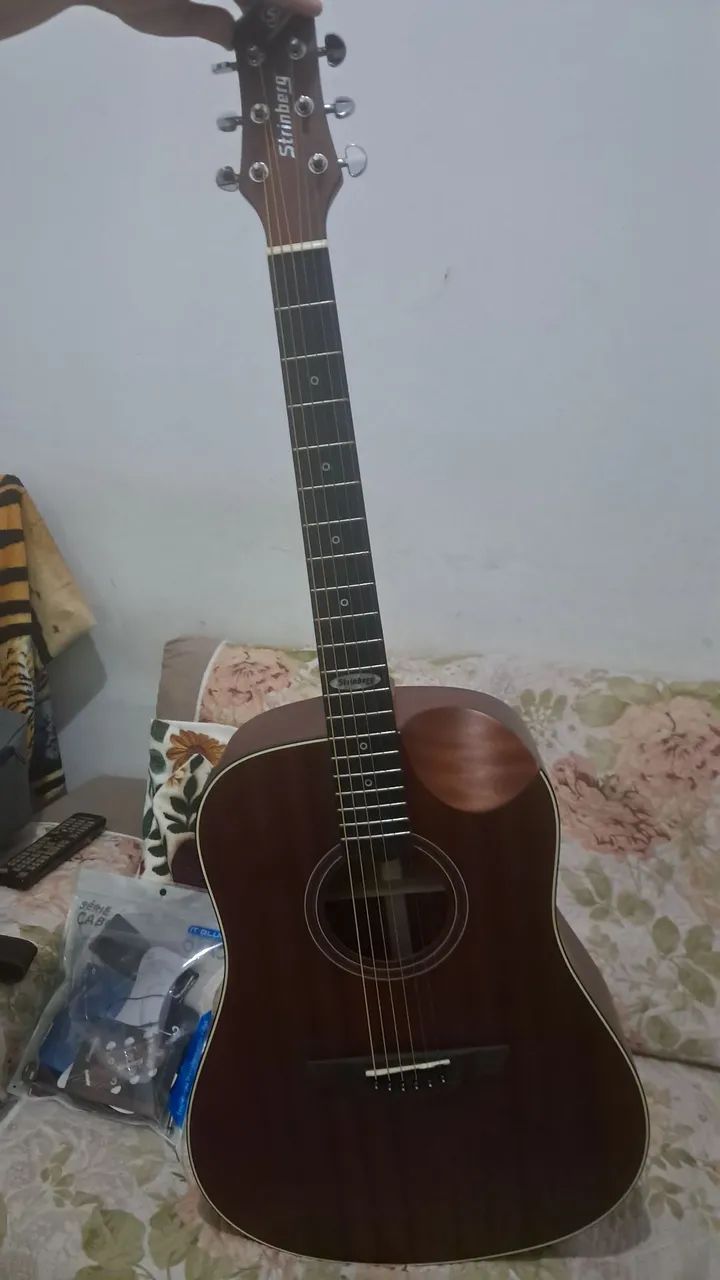 Violão marron