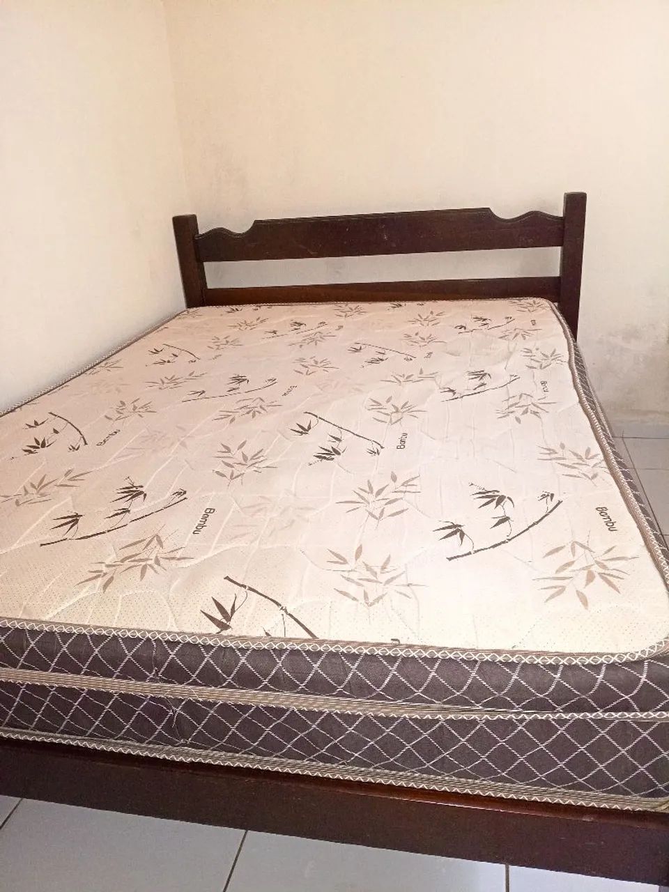 Cama de casal padrão completa 