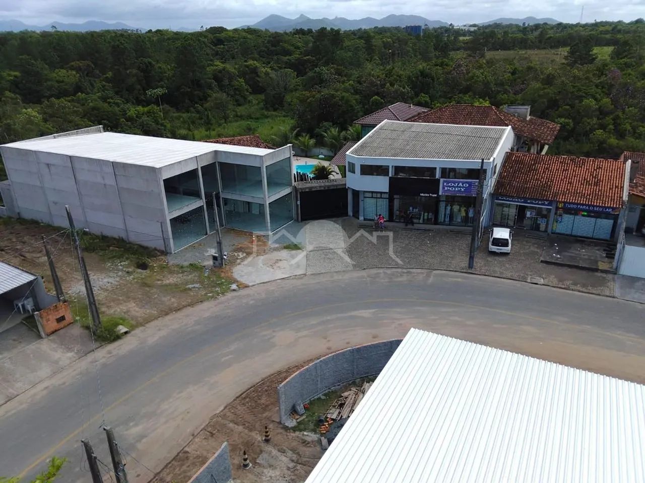 Casa Piscina/ Sala Comercial Investidor Araquari - Foto 2
