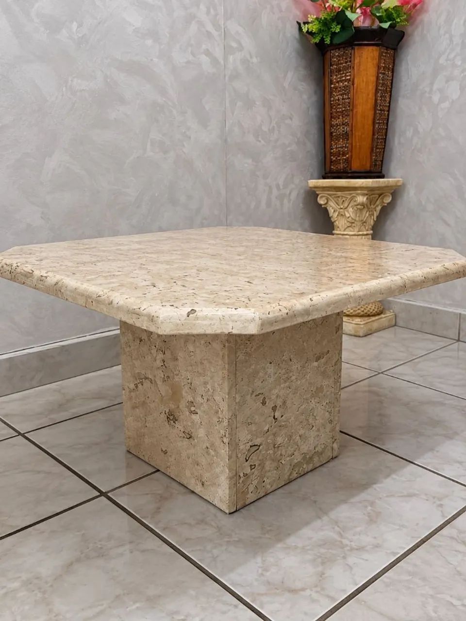 Mesa de centro de travertino