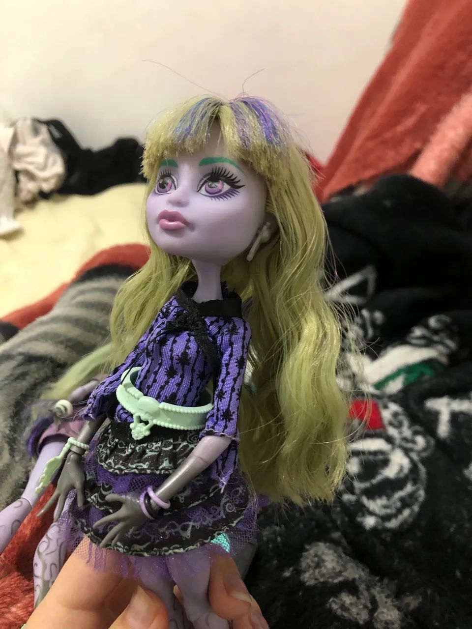 mini lote monster high Twyla new scaremaster e basica - Foto 3