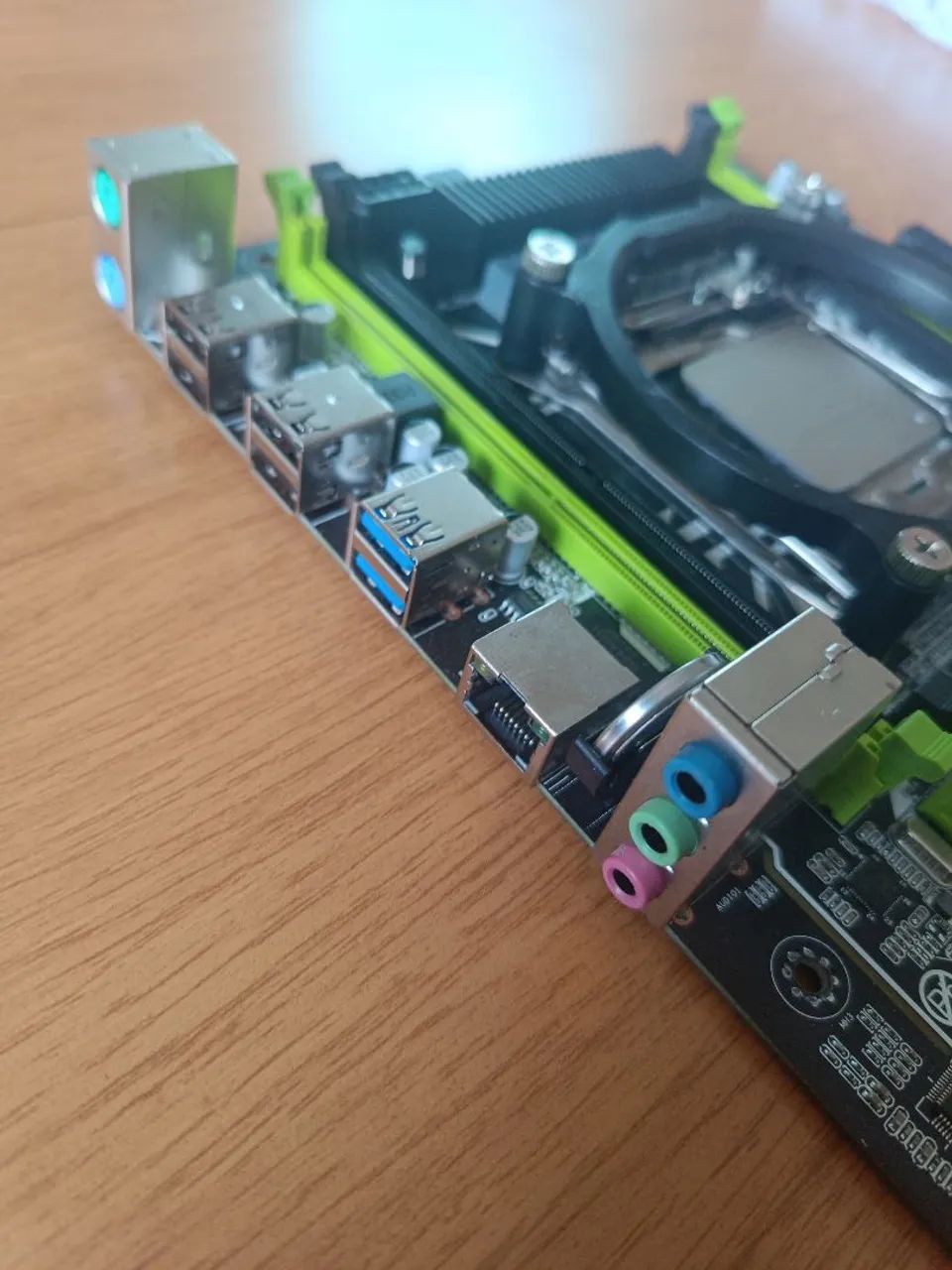 Kit Xeon X99 Placa Mãe Qiyida H9 + Xeon 2640v3 - Foto 2