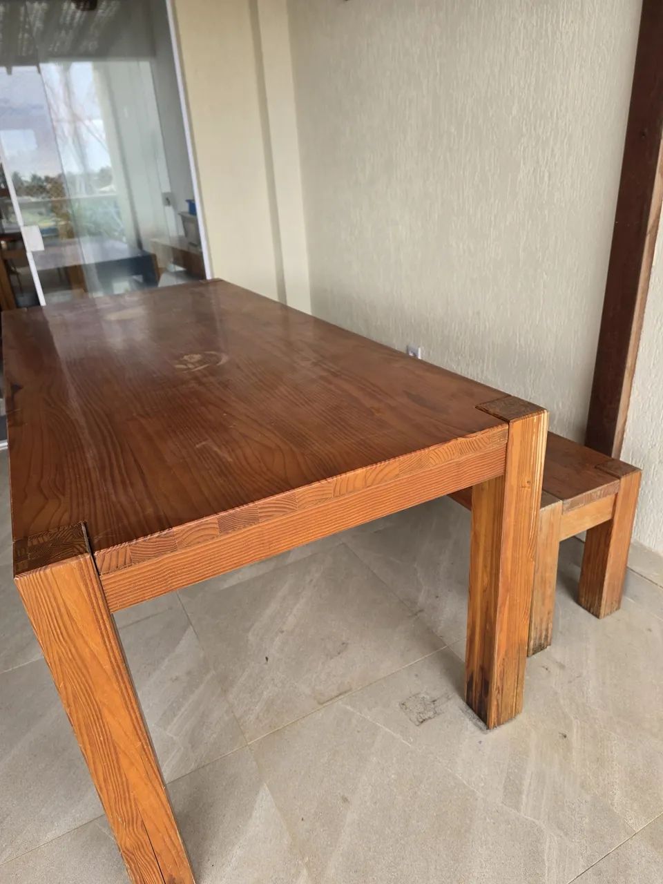 Mesa de madeira comprada na TokStok - Foto 2