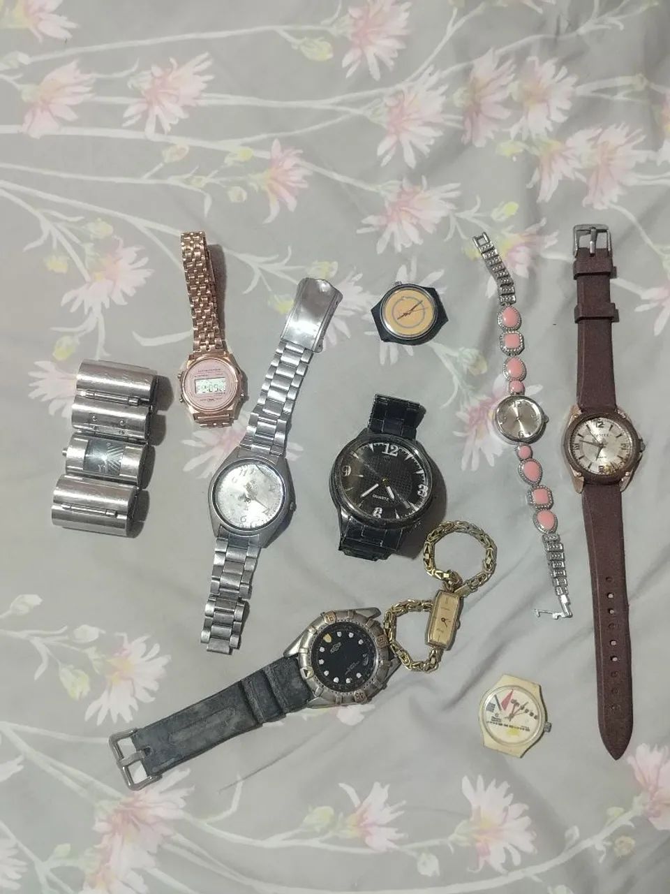 Lote de relógios para concerto ou retirada de peças  - Foto 2
