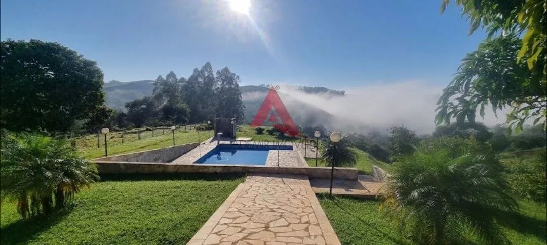 Sitio à Venda - Natureza, Conforto e Privacidade
