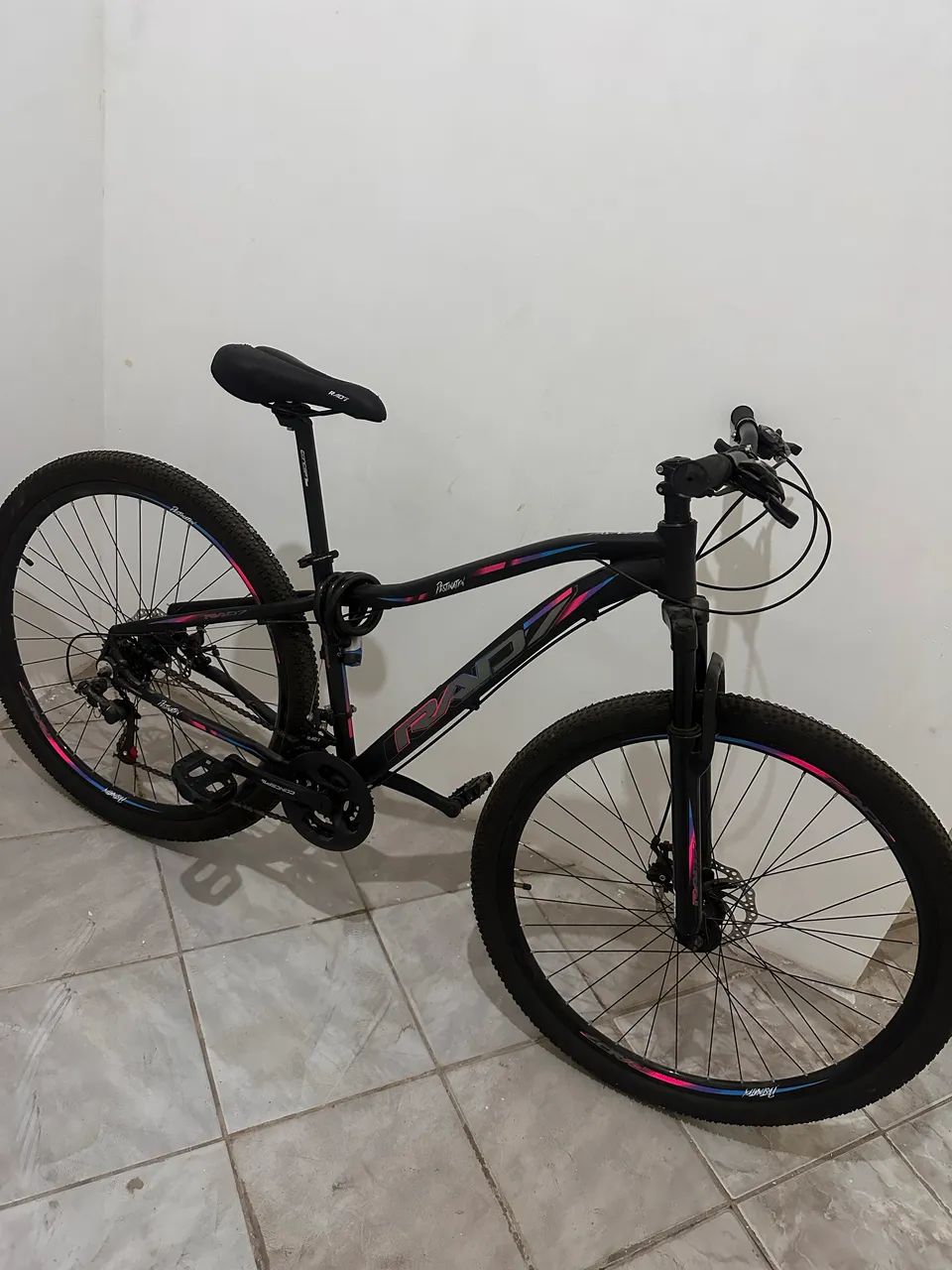 Bicicleta aro 29 praticamente nova, usada 2 vezes - Foto 2