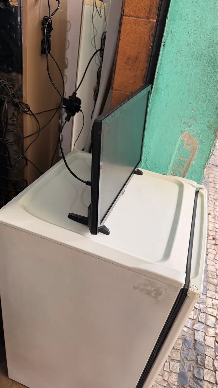 Tv AOC LED 19 Polegadas Digital - Foto 4