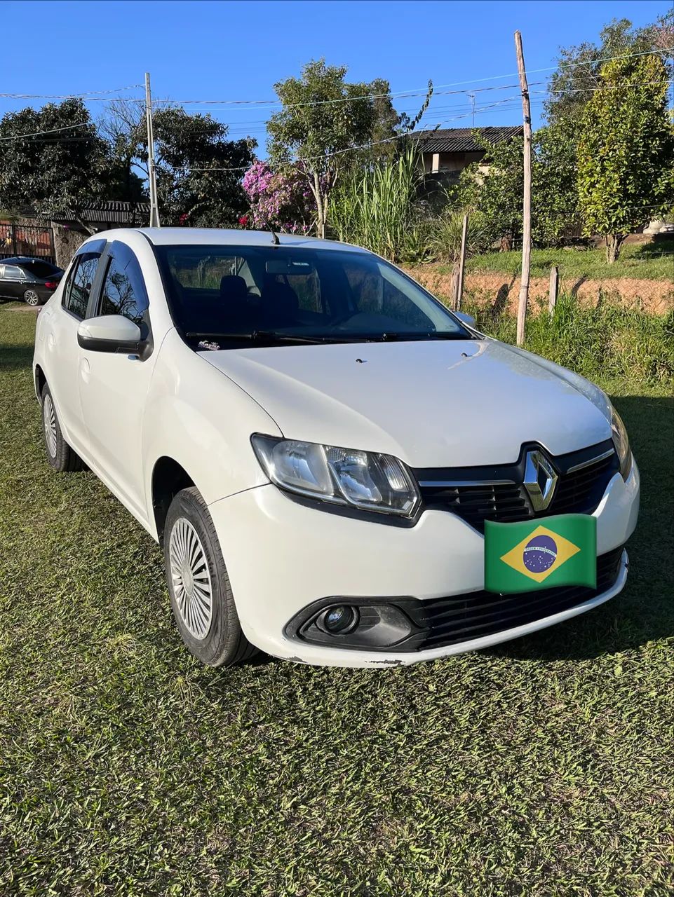 Renault Logan Expression Hi-flex 1.6 8V 4P 2015