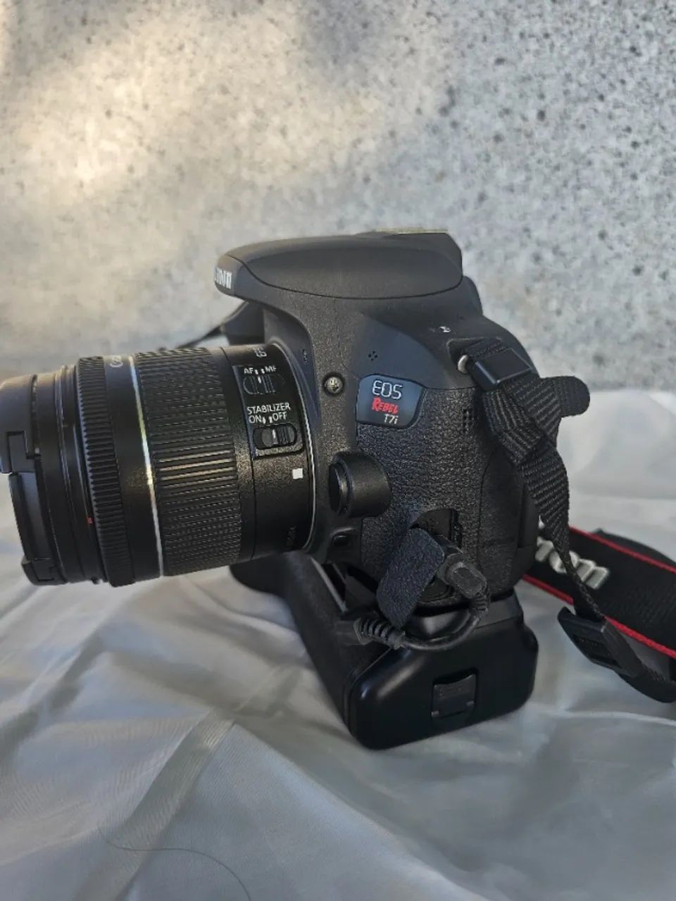 Canon EOS Rebel T7i - Excelente estado! - Foto 4