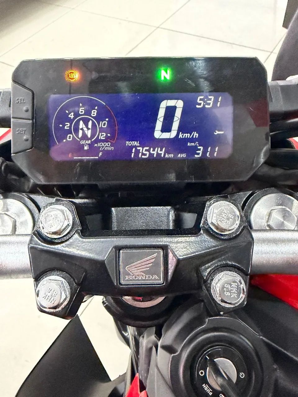 CB300F TWISTER ABS  - Foto 5