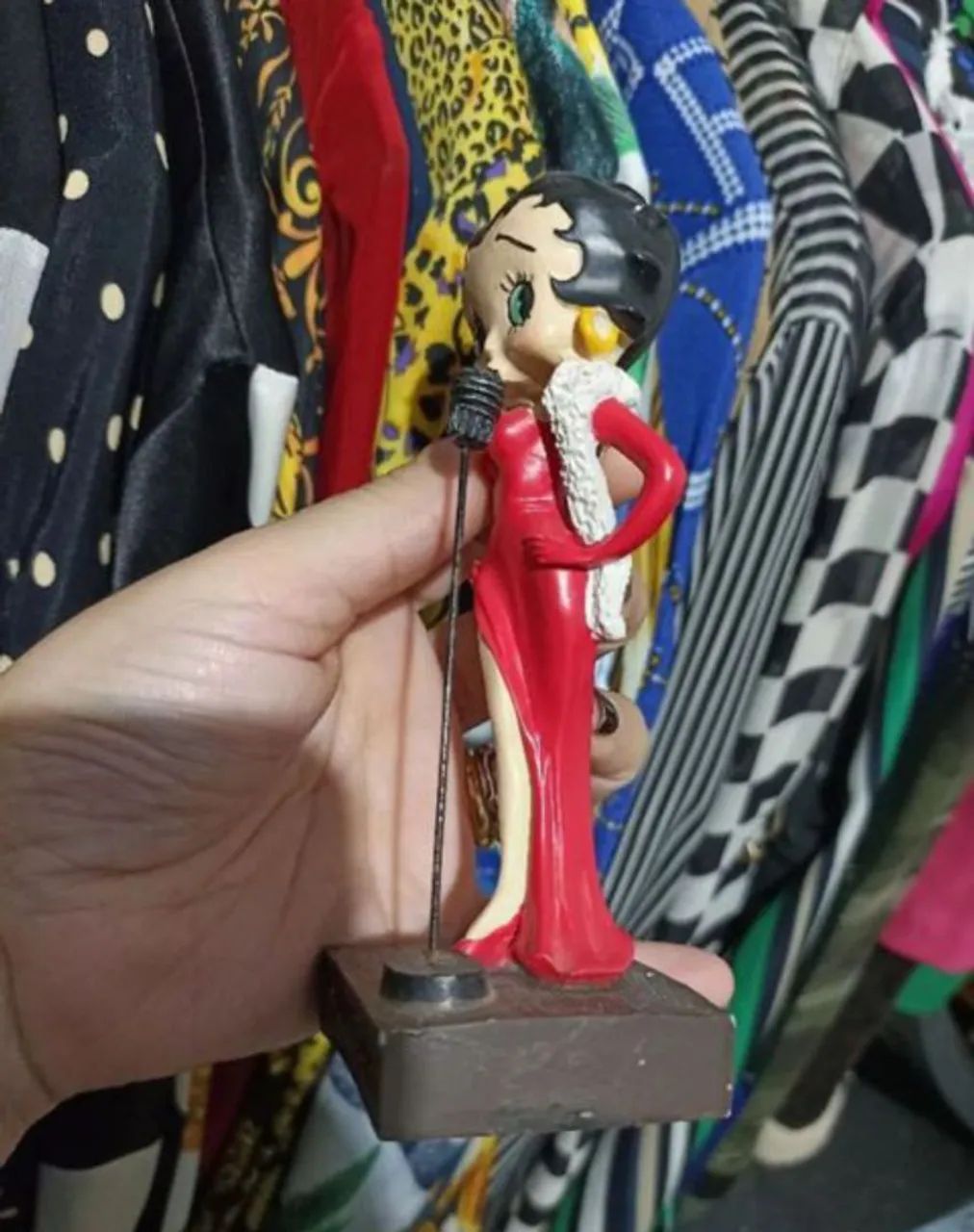 Boneca Betty Boop resina colecionador  - Foto 3