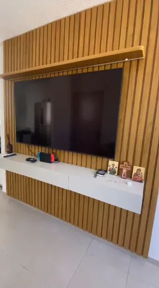 Painel Ripado Com Rack Para TV De Até 90 Polegadas - Foto 5