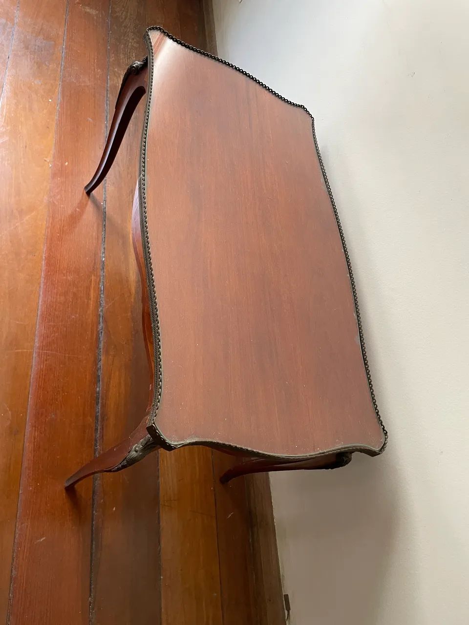 Mesa de centro estilo Vitoriano/Luiz XV