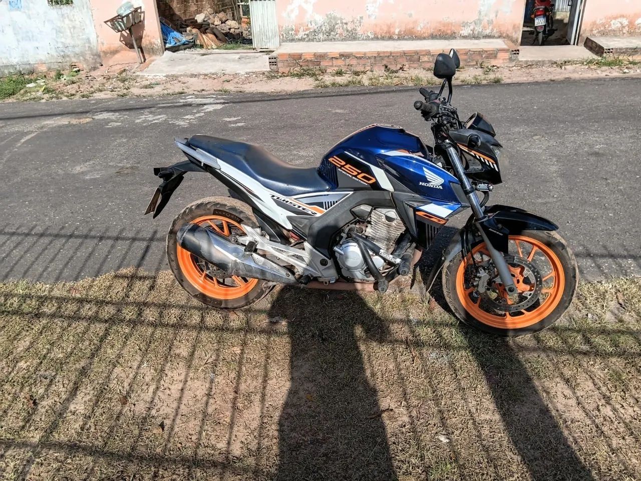 CB TWISTER 250 - Foto 4